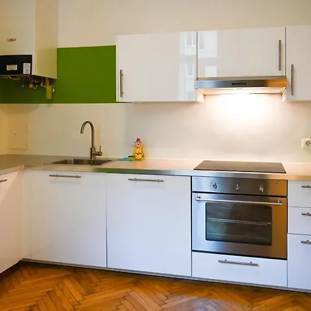 Backpacker Apartment City Center Vienna Exterior photo