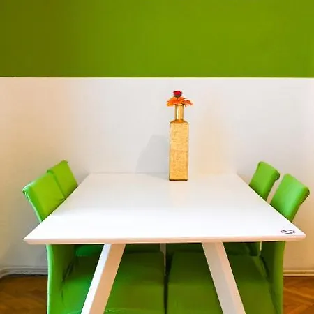 Backpacker Apartment City Center Vienna Exterior photo