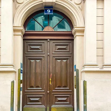 Backpacker Apartment City Center Vienna Exterior photo