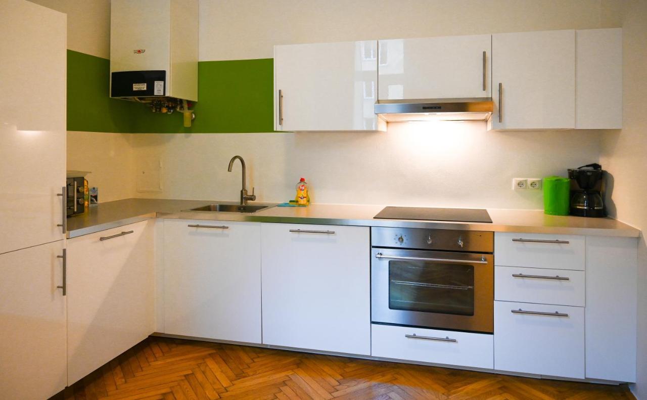 Apartment Backpacker Center